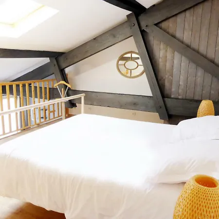 Appartement Les Logis Des Vignobles Sainte Emilion En Duplex N 3 Avec Terrasse