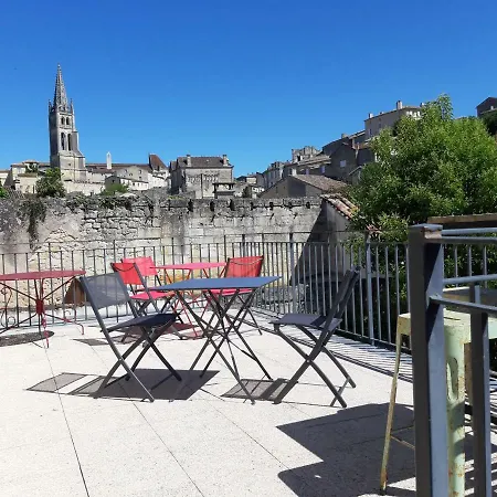 Apartment Les Logis Des Vignobles Sainte Emilion En Duplex N 3 Avec Terrasse