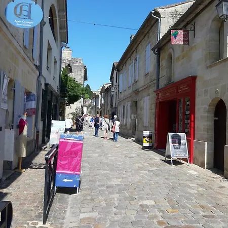 Apartment Les Logis Des Vignobles Sainte Emilion En Duplex N 3 Avec Terrasse