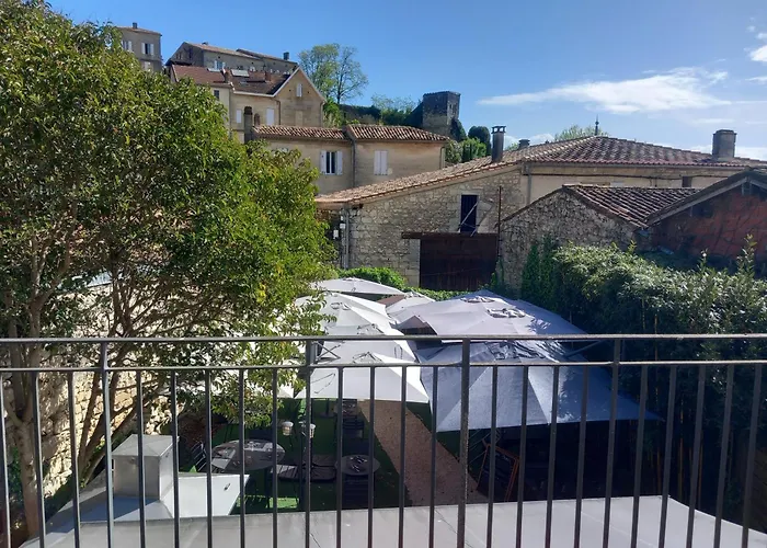 Les Logis Des Vignobles Sainte Emilion En Duplex N 3 Avec Terrasse